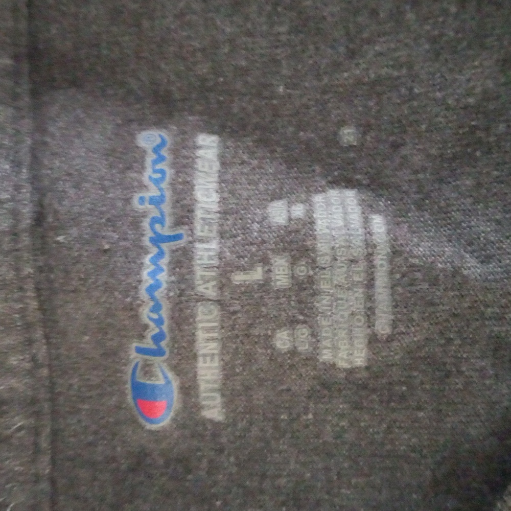 Champion t-shirt - Picture 2 of 2